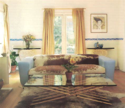 interior design trend borders mirror