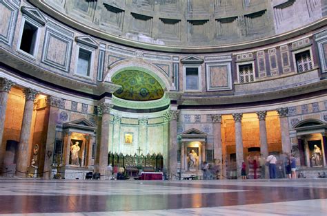 le pantheon destination rome