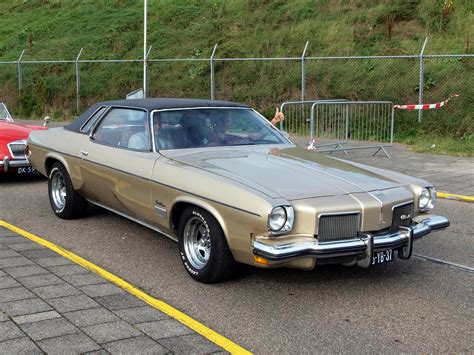 file oldsmobile cutlassjpg