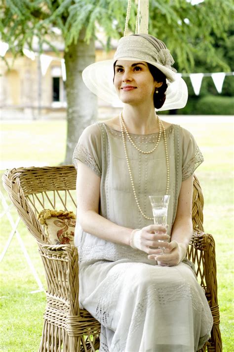 lady mary crawleys   dresses  outfits  downton abbey glamour