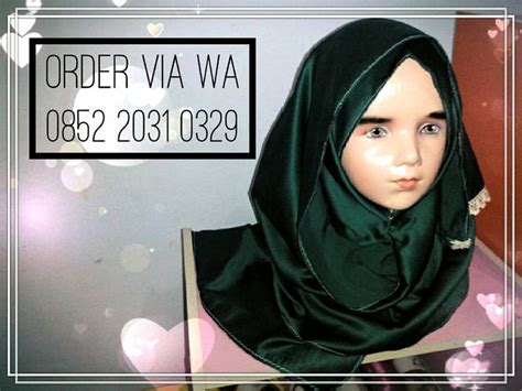 jilbab balita pashmina instan kain satin warna hijau tua harga rb