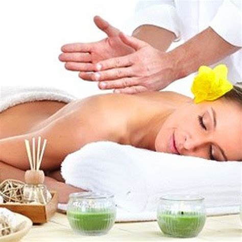 Back Massage Azza Spa Best Home Service Salon And Spa In Dubai