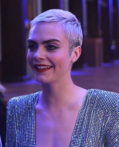 filecara delevingne png wikimedia commons