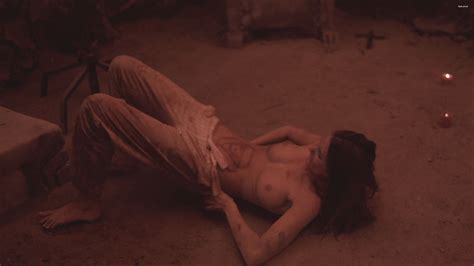 Naked Samantha Stewart In Voodoo