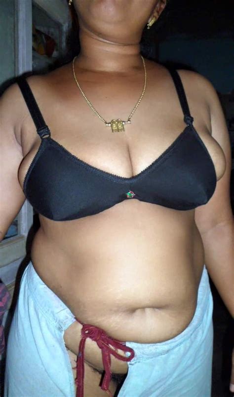indian maid chachi kerala big boobs sex in black bra desi temper