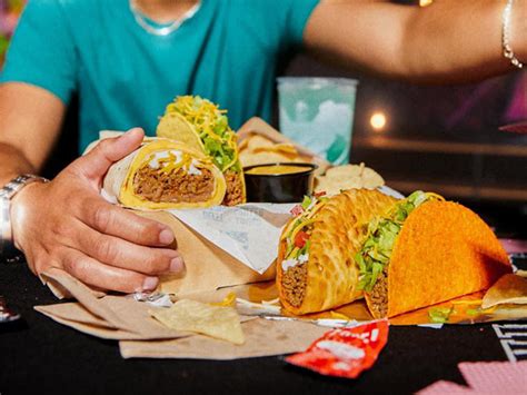taco bell is testing a new 7 deluxe cravings box in ky oh and wv