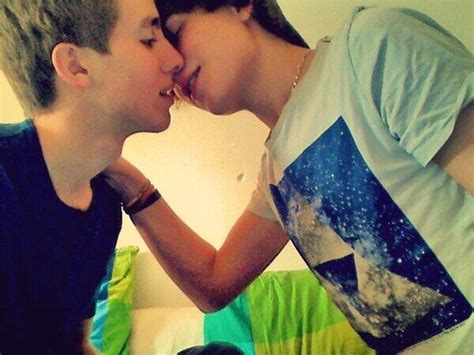 Teen gay love
