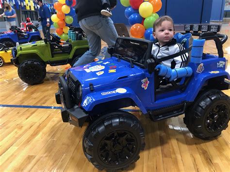 baby  hosts   keys day  customized cars  children wane