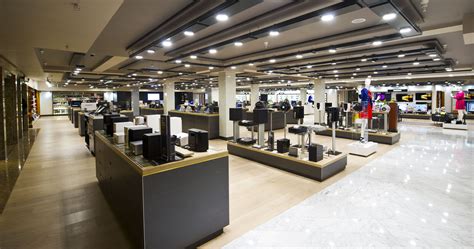 retail design shop design electrical store interior  view