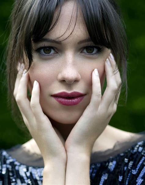 rebecca hall wallpapers images photos pictures backgrounds