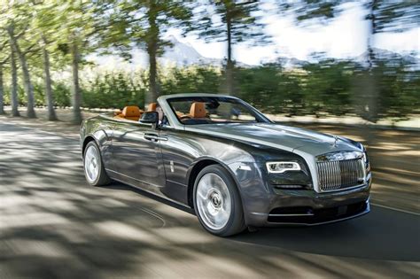 review  rolls royce dawn  social car  younger