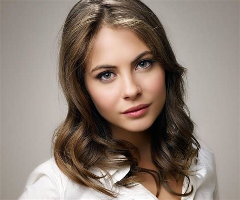 Hottest Woman 4 30 15 Willa Holland Arrow King Of