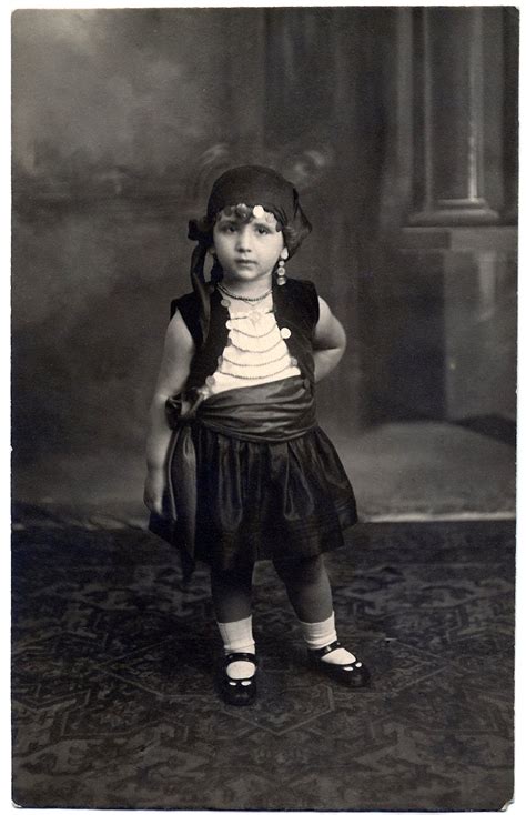 Old Photo Adorable Little Gypsy Girl The Graphics Fairy