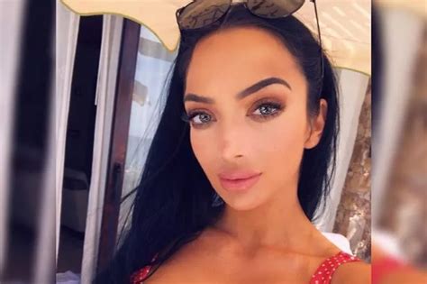 teacher turned onlyfans star quits x rated career after social media