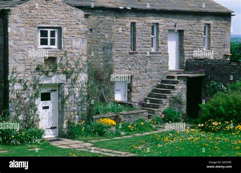 stone cottage thornton rust village wensleydale yorkshire dales stock photo royalty
