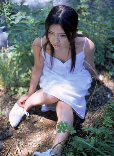 Japanese Actress And Singer Mari Hoshino 星野真里 Asian