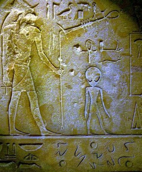 Alien Hieroglyph 1 Copy Ancient Aliens Ancient Egyptian