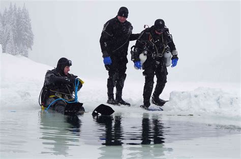 ice diving pentax user photo gallery