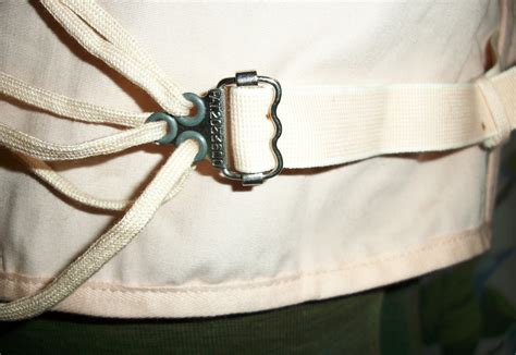 sewing vintage   shoulder boulder holder