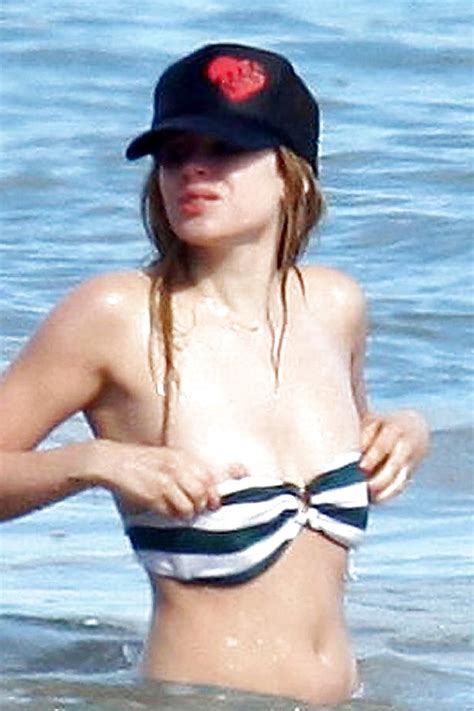 thefappening avril lavigne thefappening pm celebrity photo leaks