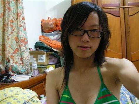 Chinese Chick With Glasses Posing For Selfpics Porn Pictures Xxx