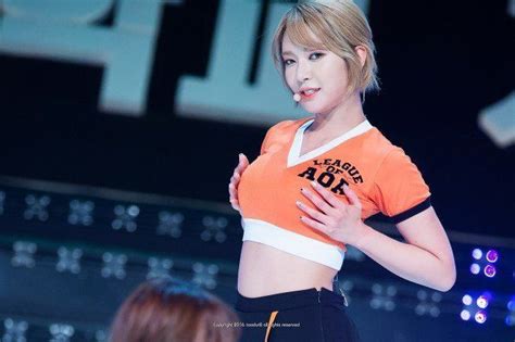 This May Be The Sexiest Moment Of Aoa Choa Caught On Camera Koreaboo