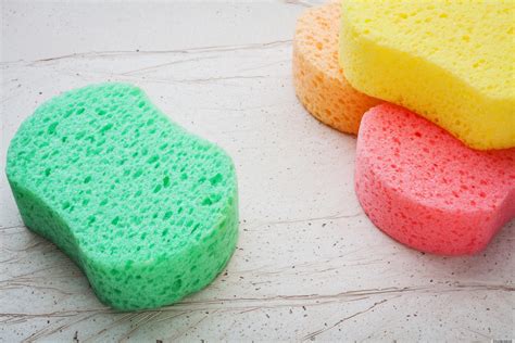 kitchen sponges dry  mildew    cleaning tip huffpost
