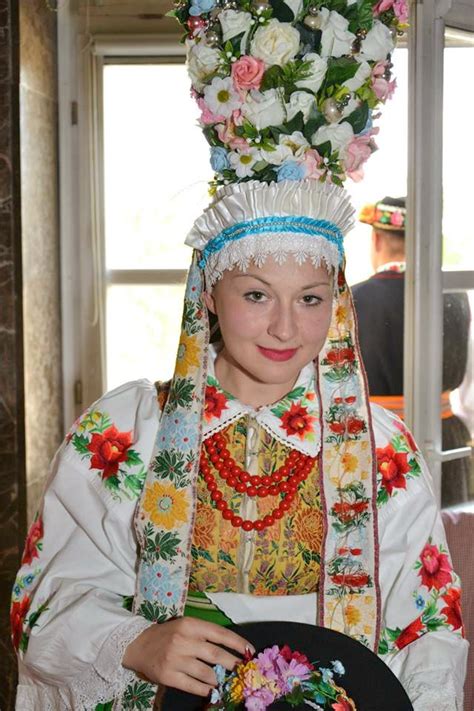 Polish Culture Polish Traditional Costume Folk Costume Bride