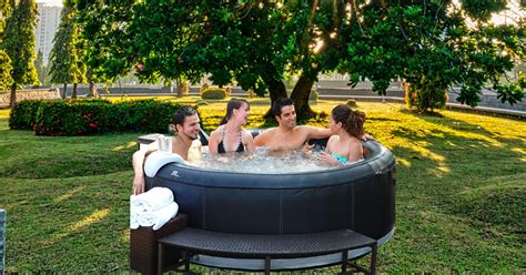 3 Best Inflatable Hot Tub With Seats In 2022