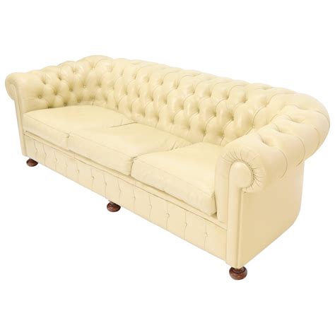 green tufted chesterfield sofa  sale  stdibs green chesterfield sofa green leather