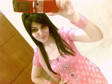 all girls beuty wallpapers desi indian and pakistani girls