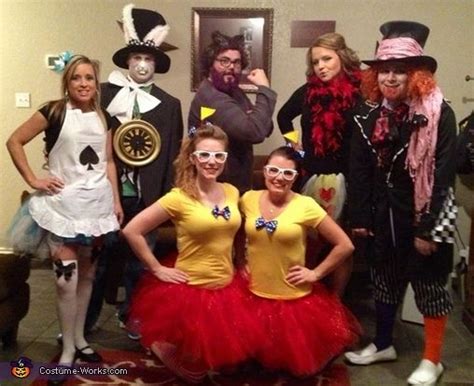 alice in wonderland halloween costume contest at costume