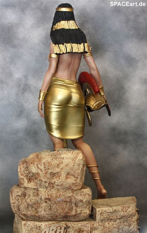 Cleopatra Queen Of Egypt Deluxe Statue Cleopatra