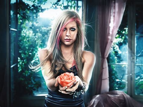 Wild Rose Avril Lavigne Perfume A Fragrance For Women 2011