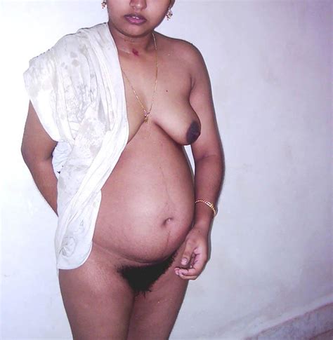 pretty nude indian women private bedroom photo collection