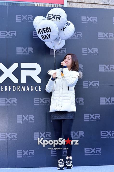Girl S Day Hyeri Attends Exr Fansigning Event Nov 15