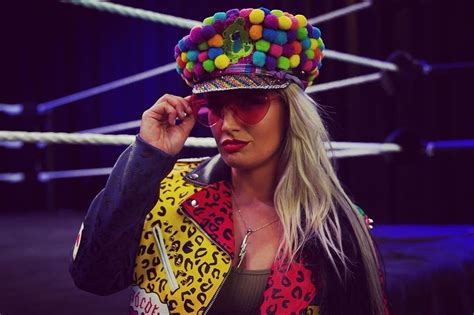 wwe s toni storm comes out as bisexual outsports