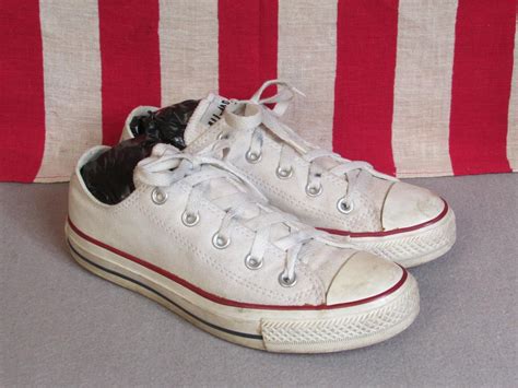 vintage converse chuck taylor low top basketball sneakers shoes size 4