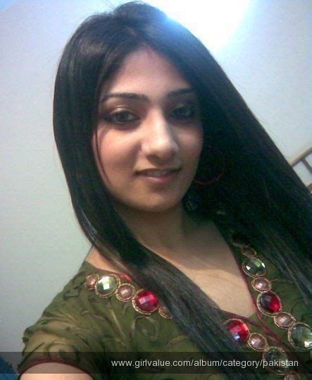 Pin By Sumit On Beautiful Faces Pakistani Girl Desi