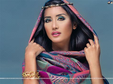 arab beauties wallpaper 8