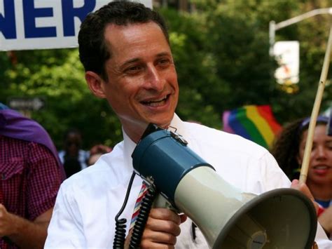 anthony weiner reaches new low with 15 year old girl sexting scandal reported by daily mail
