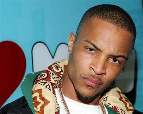 rapper ti appears  court today officially sentenced  serve  year  prison brother