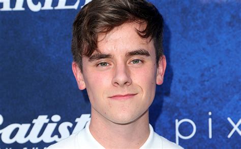 youtube star connor franta to be honored at glsen respect awards