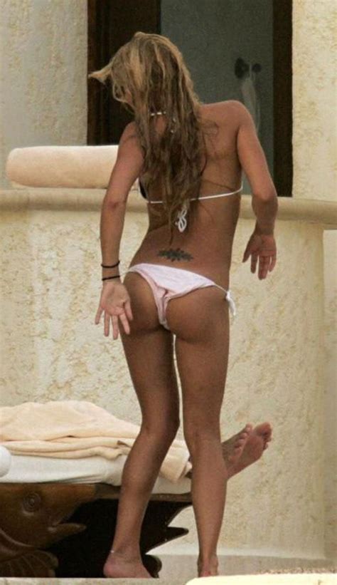 44 anna kournikova s hottest bikini legs ass and butt photos celebrity hot photos