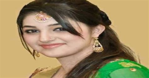beautiful top pakistani girls wallpapers images in hd wallpapers hd
