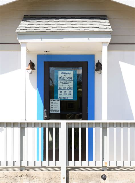 blue door  open mendocino coast clinics