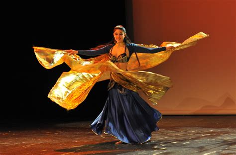 la danse orientale sharqi