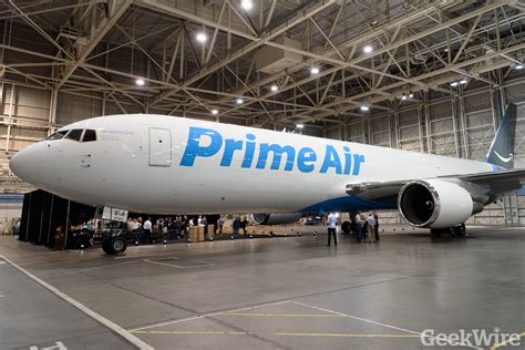 amazon prime airplane debuts  secret night flight