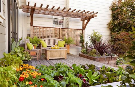 itty bitty  charming  cozy backyard ideas  small yards residence style