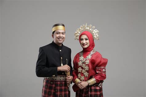 keunikan baju adat bugis pernikahan budayanesia